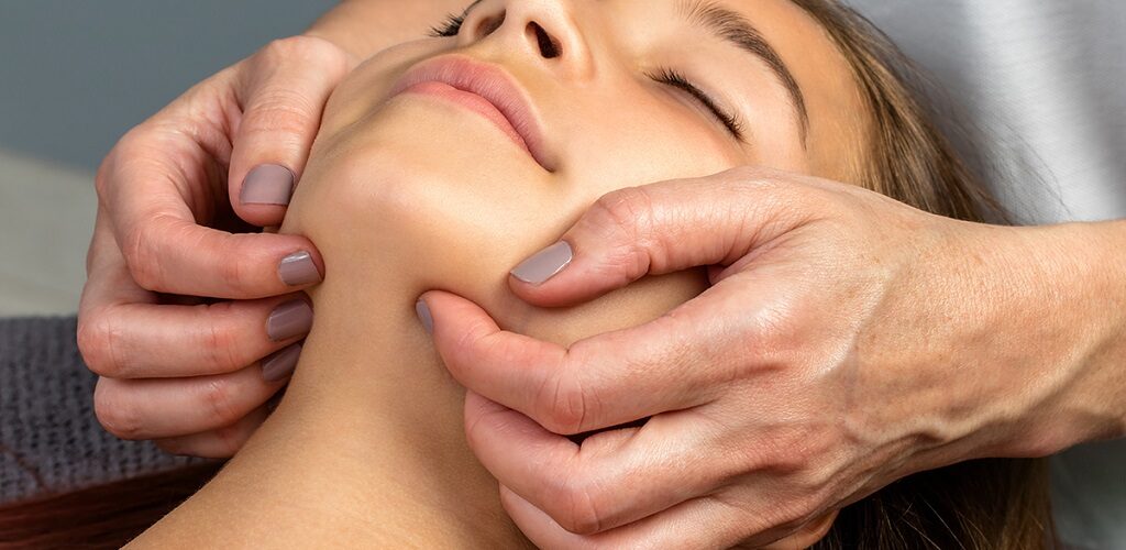 5 DIY Techniques for Managing TMJ Disorder Pain