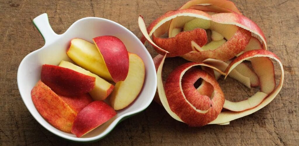 What Does Boiling Apple Peels Do?